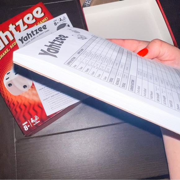 Yahtzee Classic Game by Hasbro - Picture 4 of 9